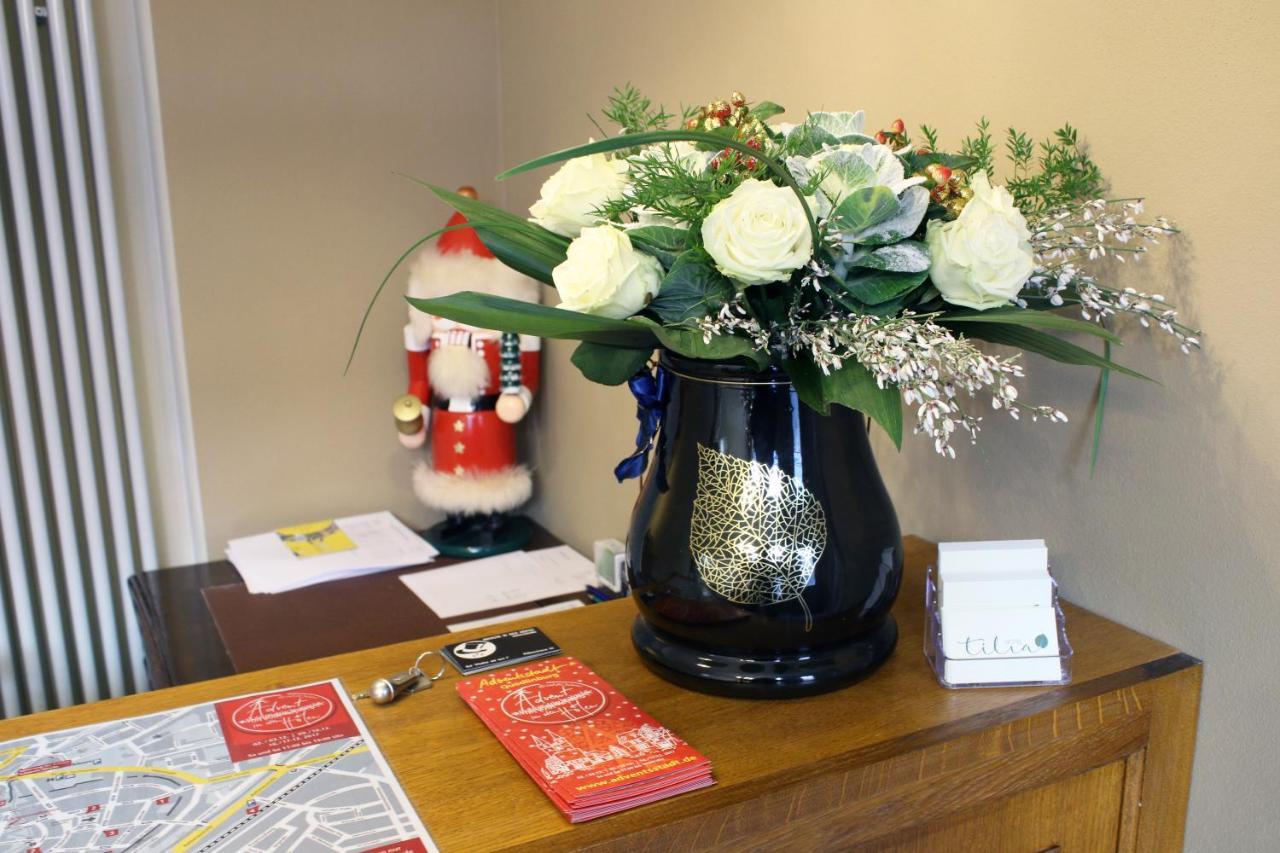 Hotel Garni Tilia クヴェードリンブルク エクステリア 写真