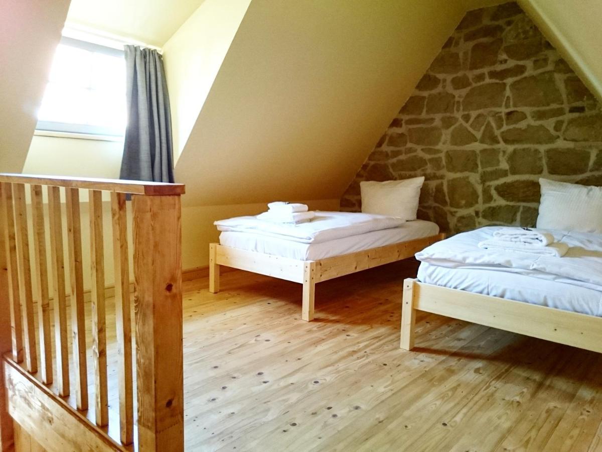 Hotel Garni Tilia クヴェードリンブルク エクステリア 写真